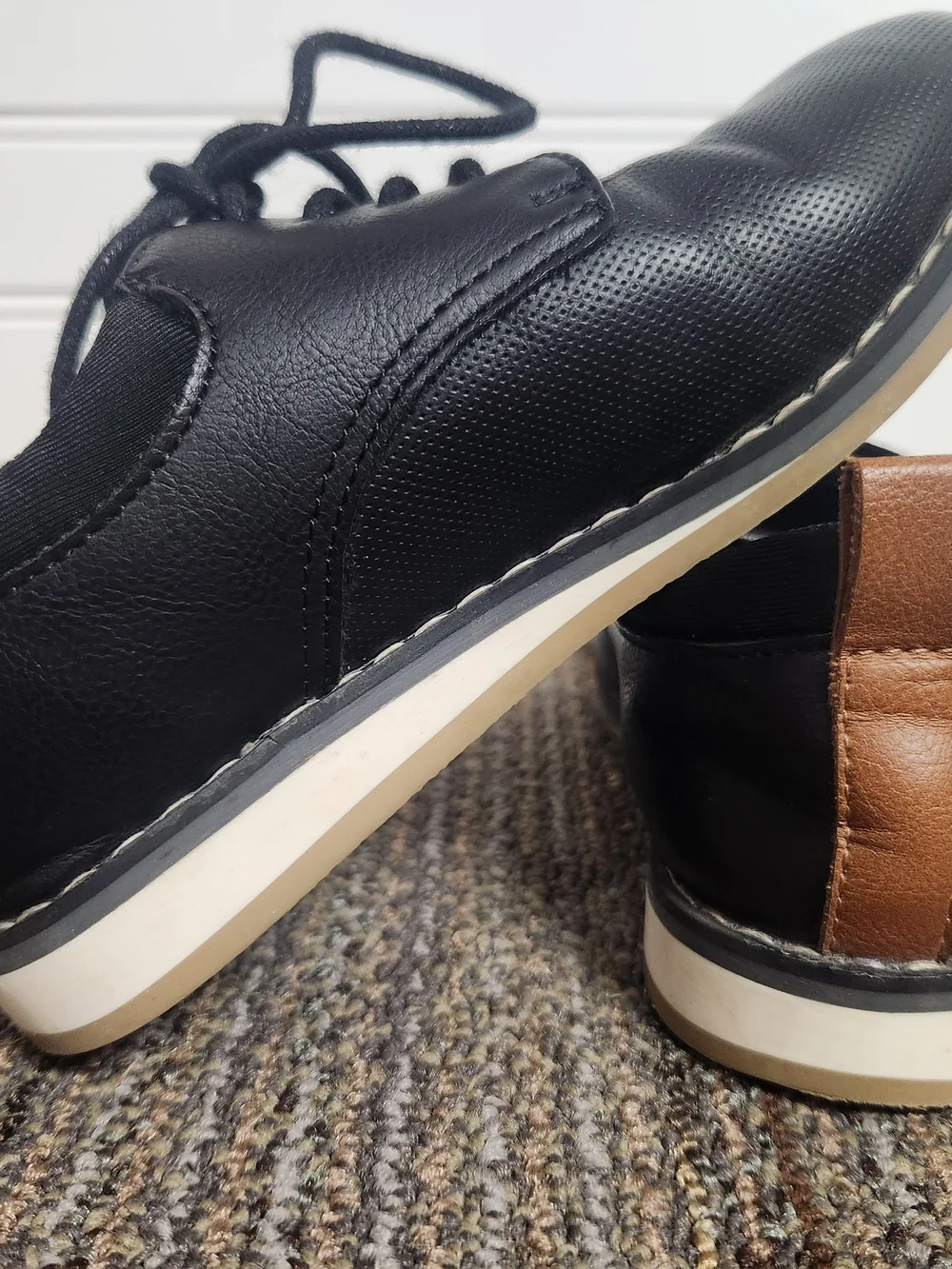 Thereabouts boys size 13 casual dress shoes Black And Brown Lace Tie